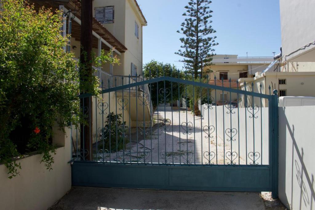 Stamatias Home, Fully Equipped Cottage 5 Minutes From The Sea Hanya Dış mekan fotoğraf