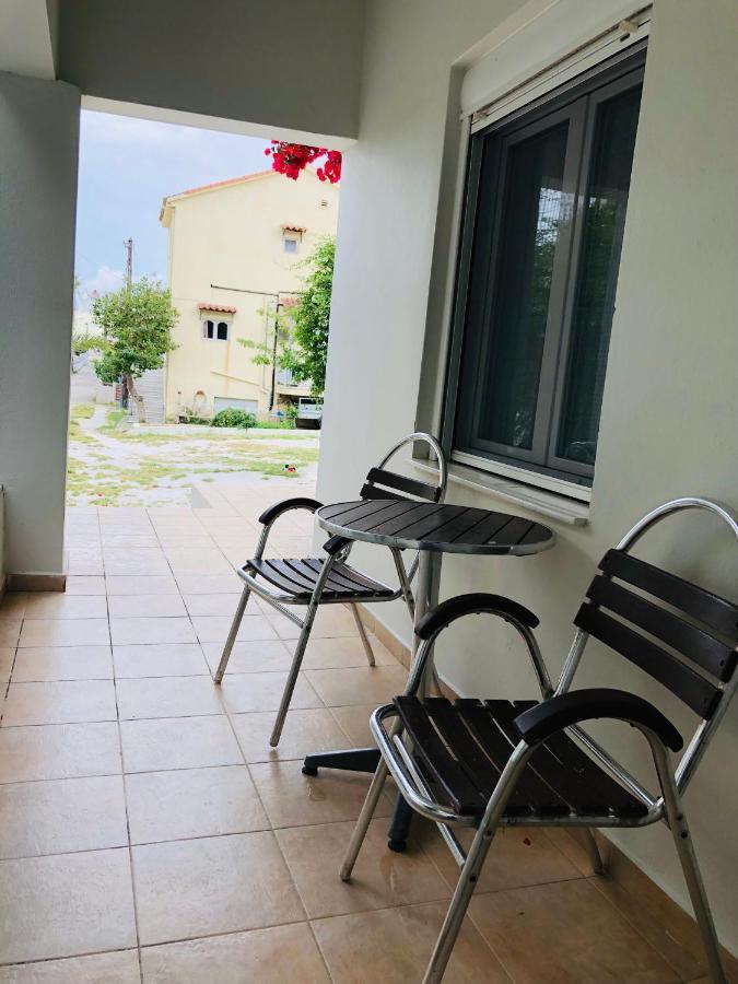 Stamatias Home, Fully Equipped Cottage 5 Minutes From The Sea Hanya Dış mekan fotoğraf